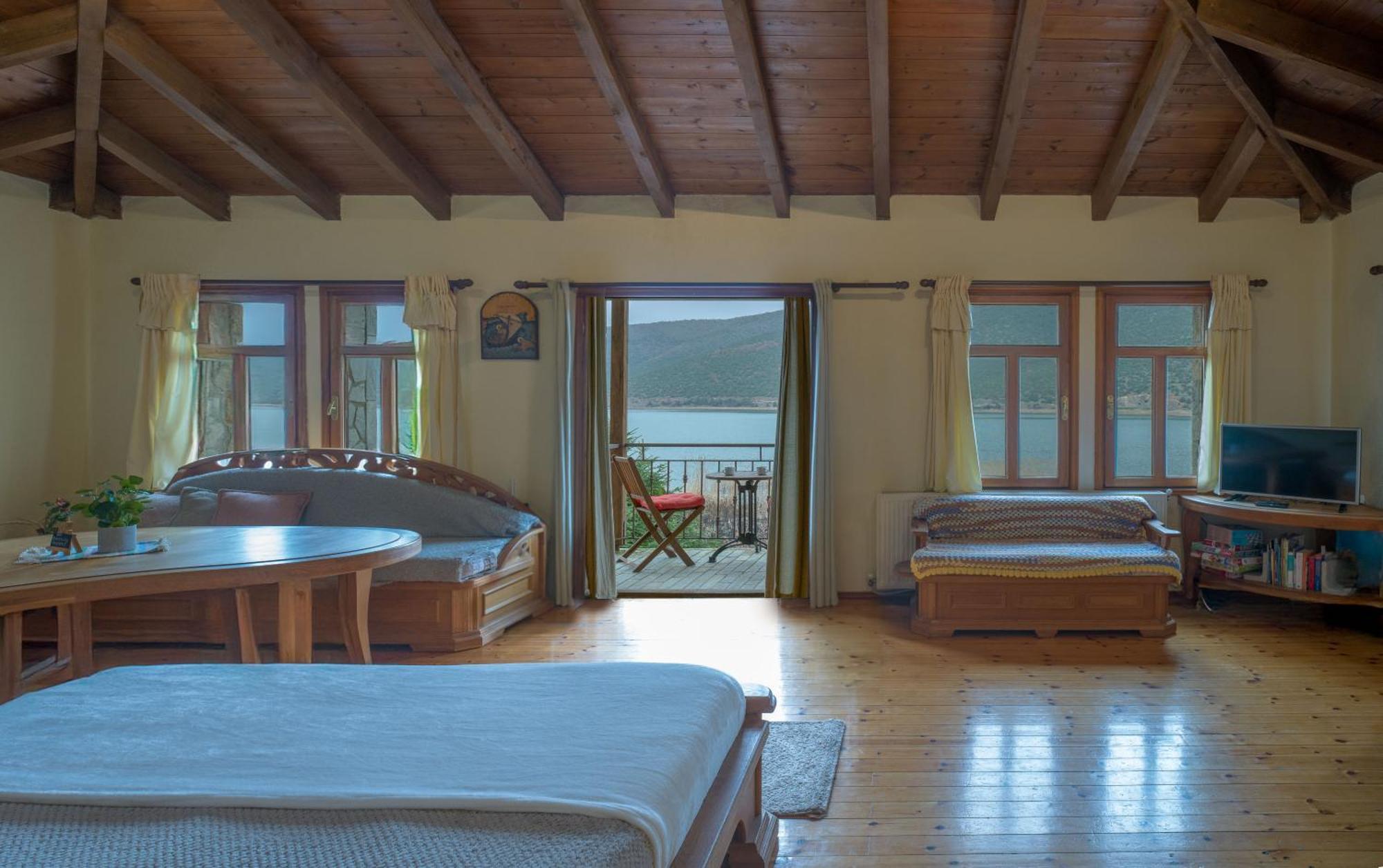 Prespes Lake View Family Apartment Lerin Kültér fotó