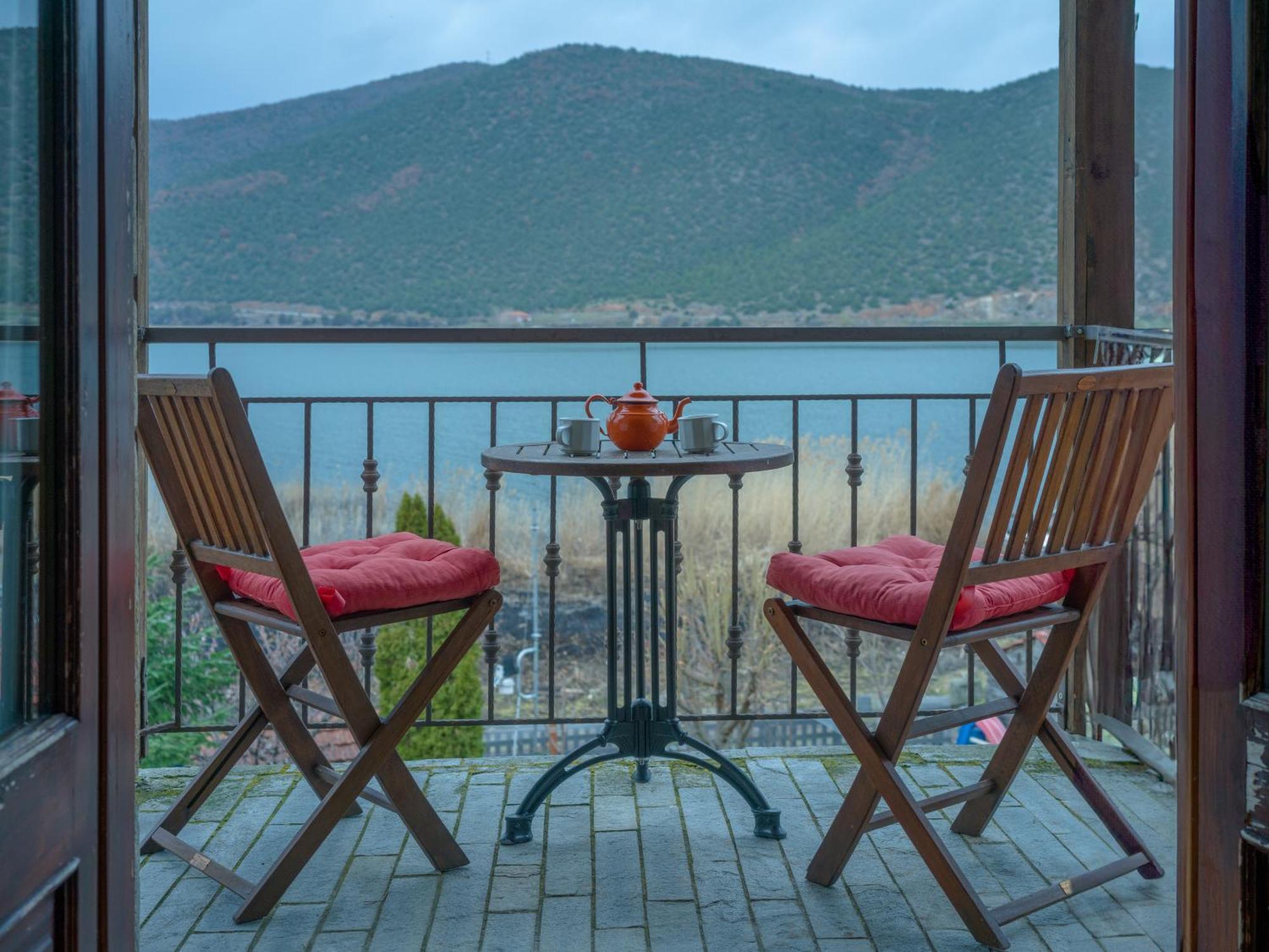 Prespes Lake View Family Apartment Lerin Kültér fotó